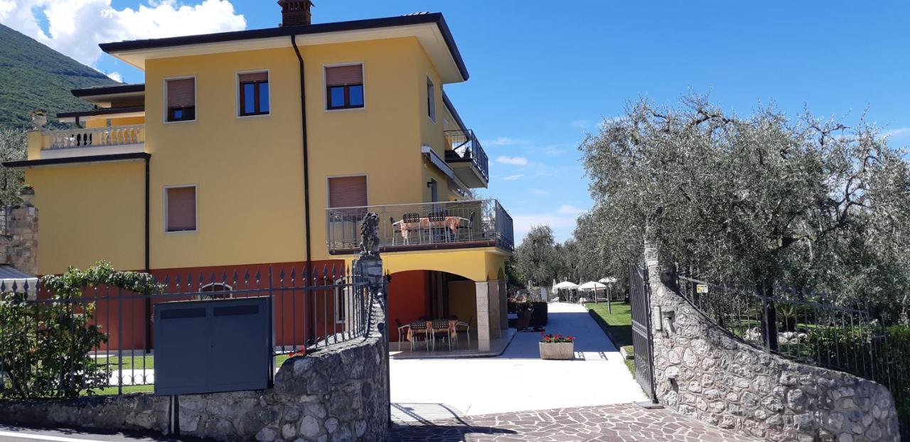 Villa Due Leoni - Residence Brenzone Extérieur photo