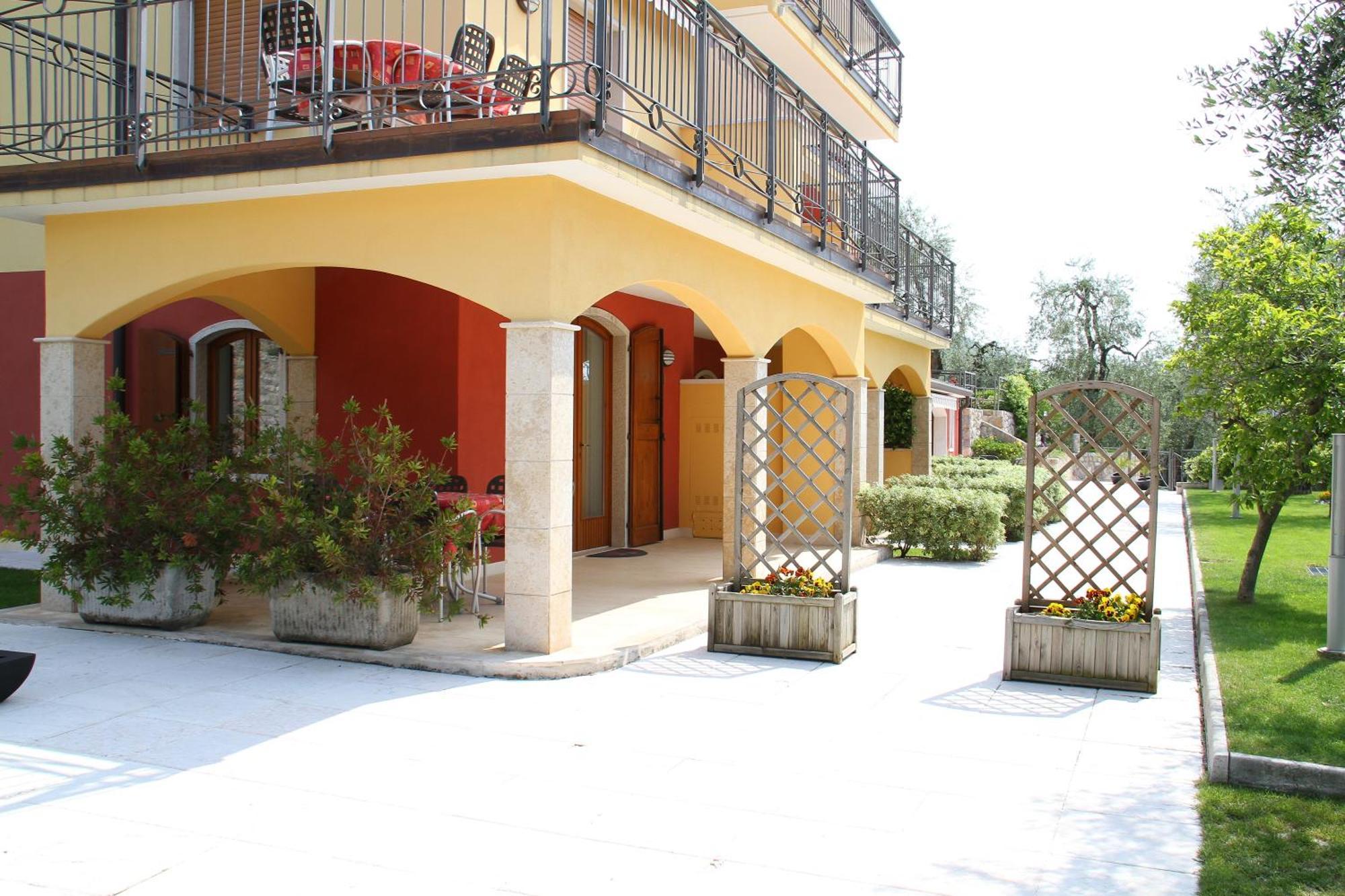 Villa Due Leoni - Residence Brenzone Extérieur photo